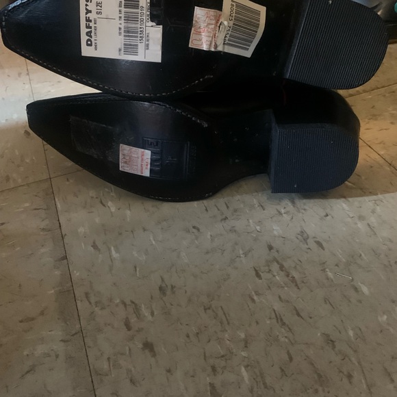 Frye Black Cowboy Red Studded Leather Women’s Western Daisy Duke 77780 - Picture 11 of 14